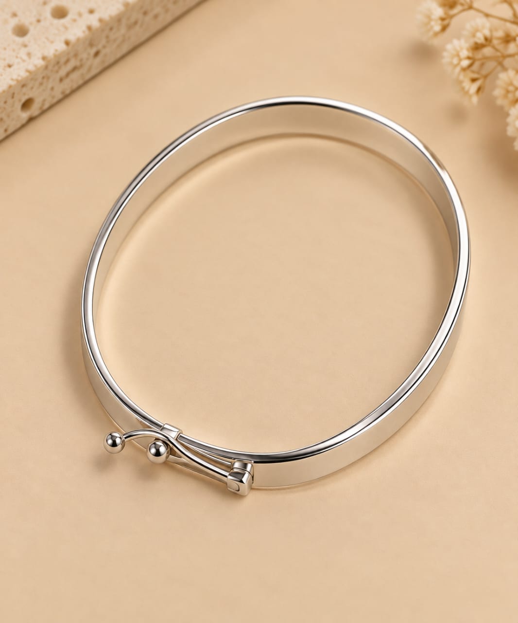 Bracelete Prata Legitima liso fecho trava
