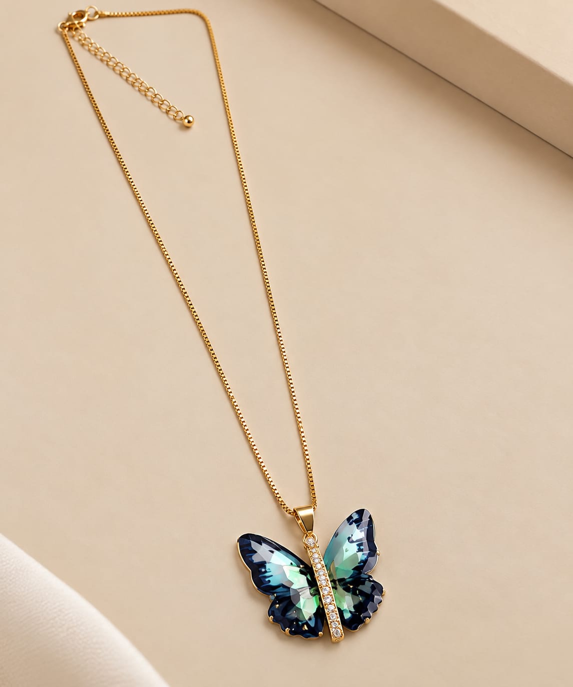 Colar Banhado a Ouro Borboleta colors