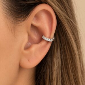 Piercing Prata Legitima cravejado fake