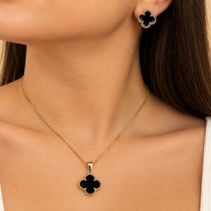 Conjunto Banhado a Ouro Trevo Black