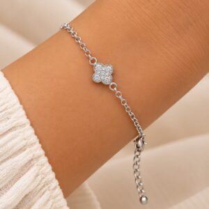 Pulseira Banhada a Prata trevo cravejado